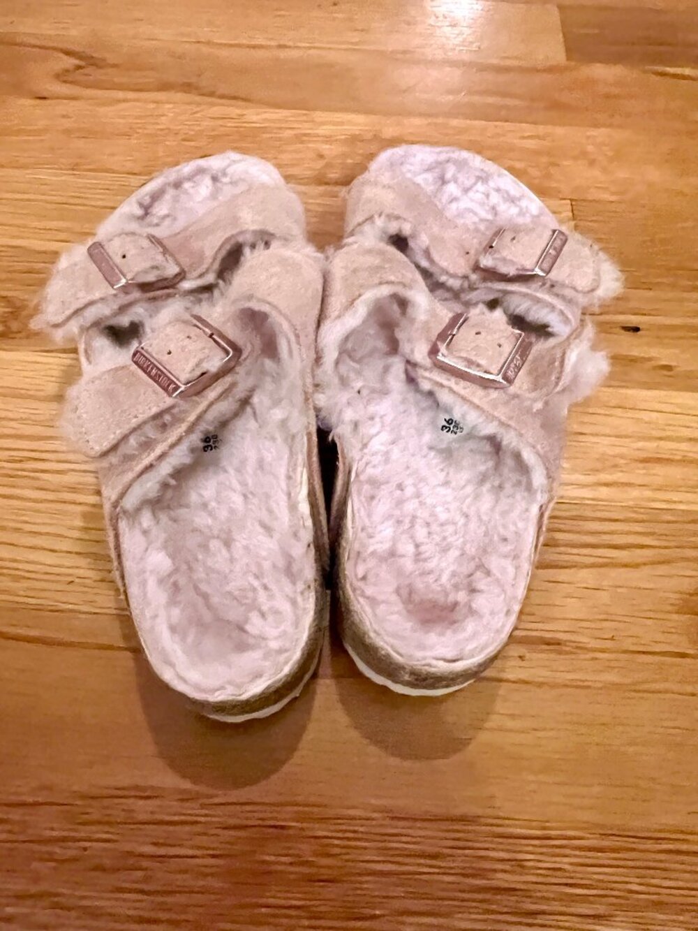 Women's Birkenstock Arizona Suede & Shearling Lined Sandals in Rose Pink 36 or 6 - Picture 5 of 7